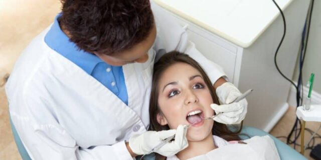 Các yếu tố liên quan đến giá nhổ răng khôn